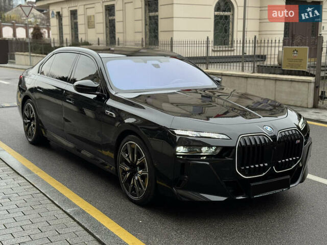 Черный БМВ i7, объемом двигателя 0 л и пробегом 1 тыс. км за 185000 $, фото 1 на Automoto.ua