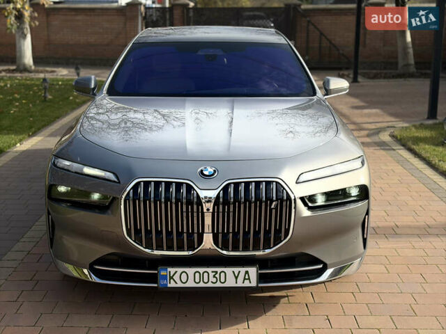 Серый БМВ i7, объемом двигателя 0 л и пробегом 75 тыс. км за 84300 $, фото 1 на Automoto.ua