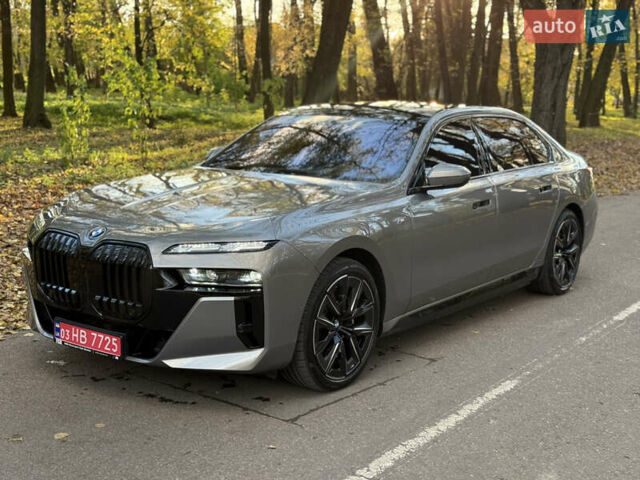 Сірий БМВ i7, об'ємом двигуна 0 л та пробігом 9 тис. км за 91500 $, фото 1 на Automoto.ua