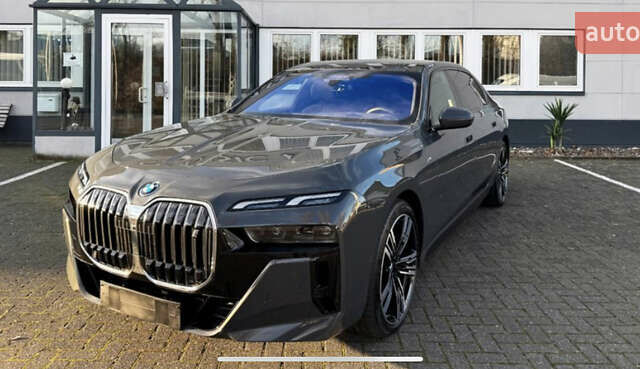 Серый БМВ i7, объемом двигателя 0 л и пробегом 31 тыс. км за 115000 $, фото 1 на Automoto.ua