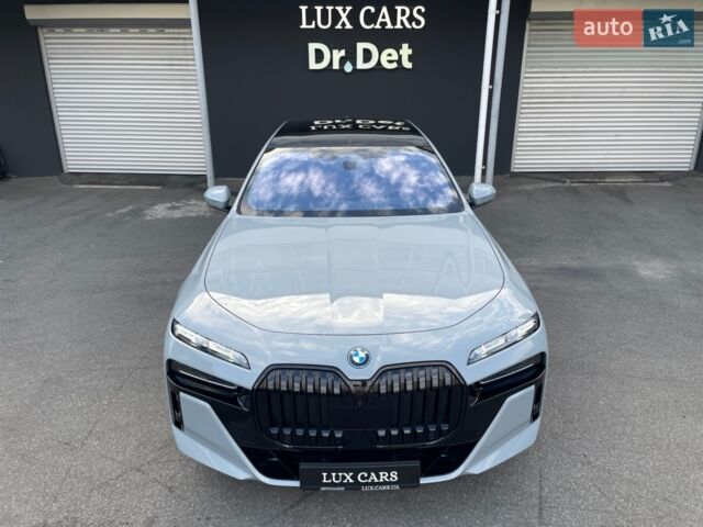 Серый БМВ i7, объемом двигателя 0 л и пробегом 23 тыс. км за 95900 $, фото 1 на Automoto.ua