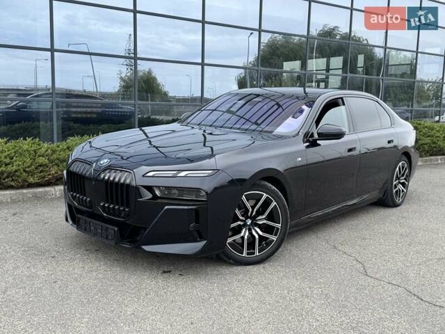 Синий БМВ i7, объемом двигателя 0 л и пробегом 90 тыс. км за 84900 $, фото 1 на Automoto.ua