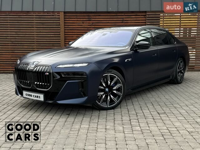 Синий БМВ i7, объемом двигателя 0 л и пробегом 31 тыс. км за 131500 $, фото 1 на Automoto.ua