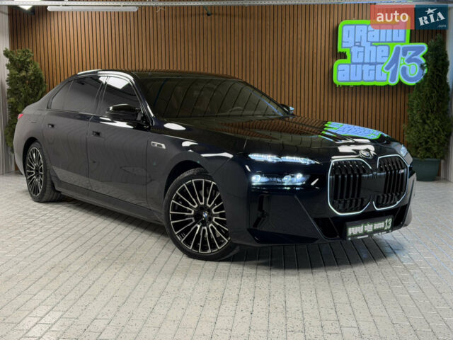 Синий БМВ i7, объемом двигателя 0 л и пробегом 11 тыс. км за 123000 $, фото 1 на Automoto.ua