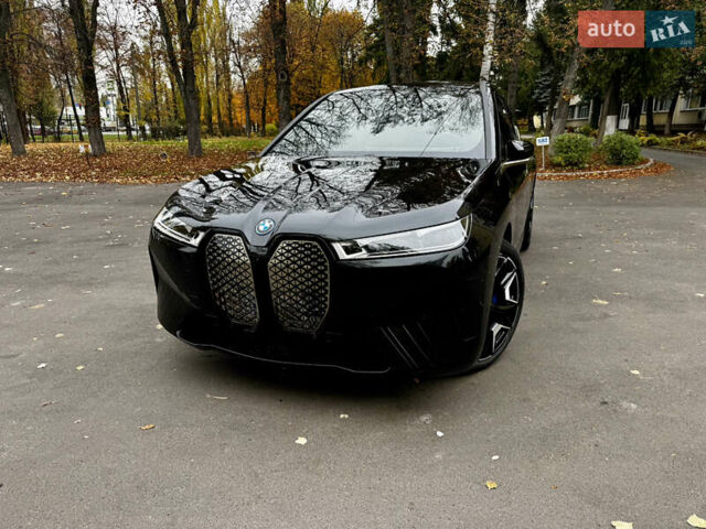 Черный БМВ iX, объемом двигателя 0 л и пробегом 71 тыс. км за 48240 $, фото 1 на Automoto.ua