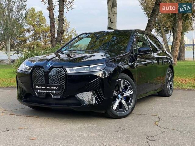 Чорний БМВ iX, об'ємом двигуна 0 л та пробігом 19 тис. км за 59999 $, фото 1 на Automoto.ua
