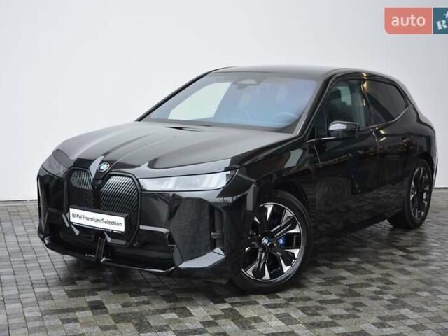 Черный БМВ iX, объемом двигателя 0 л и пробегом 6 тыс. км за 89731 $, фото 1 на Automoto.ua