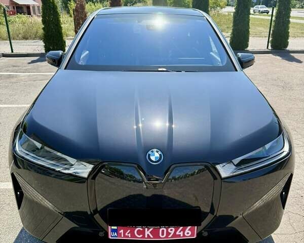 Чорний БМВ iX, об'ємом двигуна 0 л та пробігом 8 тис. км за 74500 $, фото 1 на Automoto.ua