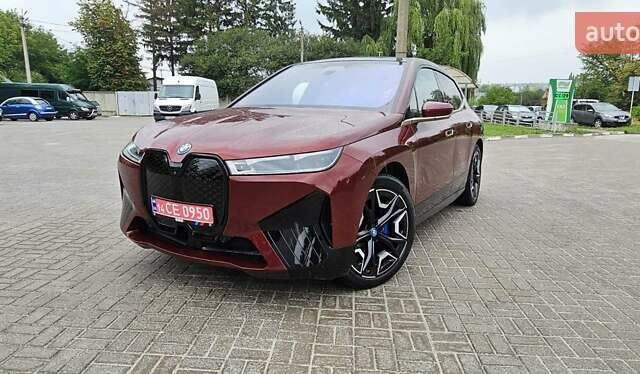 Красный БМВ iX, объемом двигателя 0 л и пробегом 57 тыс. км за 59999 $, фото 1 на Automoto.ua