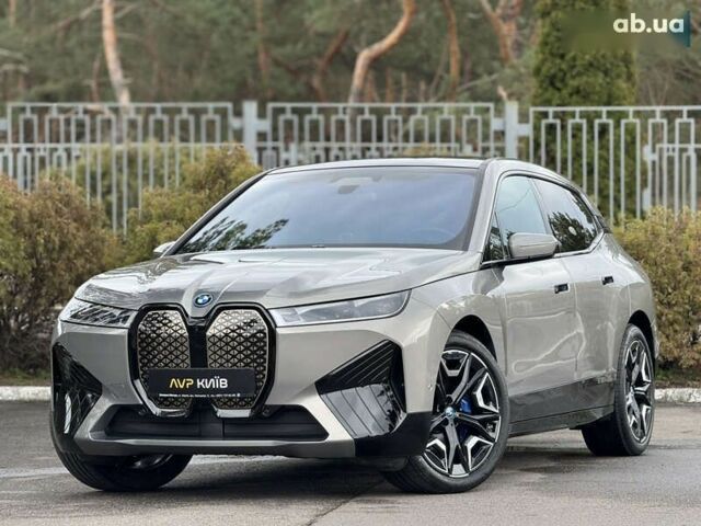 БМВ iX, объемом двигателя 0 л и пробегом 3 тыс. км за 64900 $, фото 1 на Automoto.ua