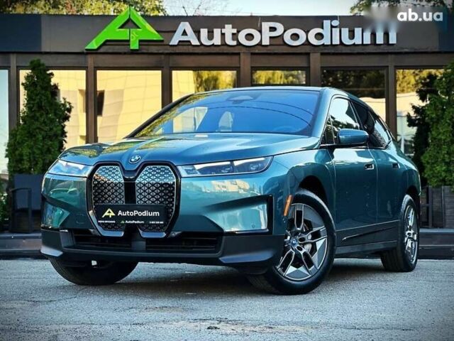 БМВ iX, объемом двигателя 0 л и пробегом 36 тыс. км за 62999 $, фото 1 на Automoto.ua
