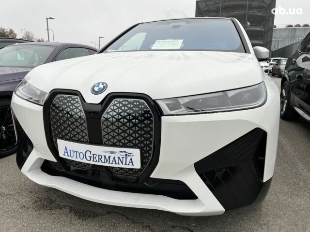 БМВ iX, объемом двигателя 0 л и пробегом 0 тыс. км за 128460 $, фото 1 на Automoto.ua