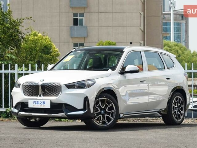 купить новое авто БМВ iX1 2023 года от официального дилера Global Electric БМВ фото