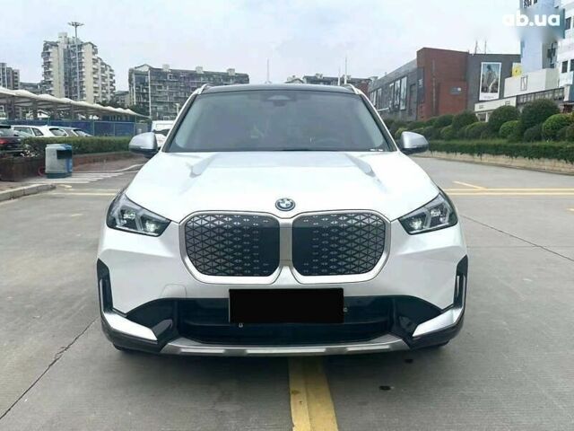 БМВ iX1, объемом двигателя 0 л и пробегом 19 тыс. км за 25500 $, фото 1 на Automoto.ua