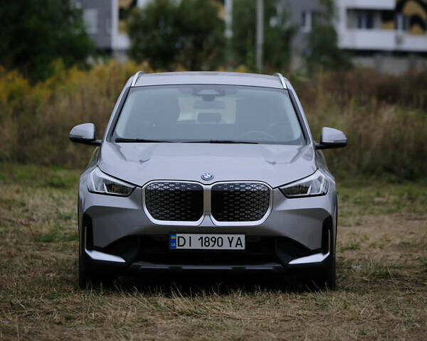 Сірий БМВ iX1, об'ємом двигуна 0 л та пробігом 30 тис. км за 29999 $, фото 1 на Automoto.ua