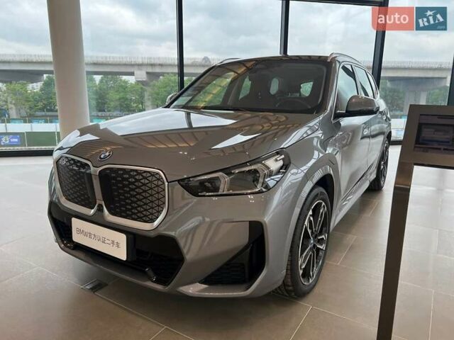 Серый БМВ iX1, объемом двигателя 0 л и пробегом 3 тыс. км за 27200 $, фото 1 на Automoto.ua