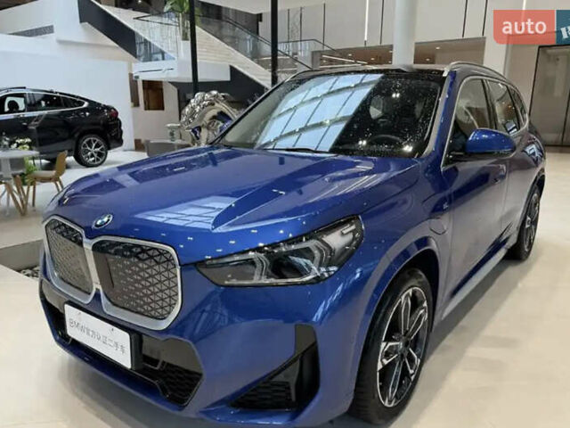 Синий БМВ iX1, объемом двигателя 0 л и пробегом 7 тыс. км за 26000 $, фото 1 на Automoto.ua
