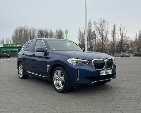 Синий БМВ iX3, объемом двигателя 0 л и пробегом 35 тыс. км за 33800 $, фото 1 на Automoto.ua