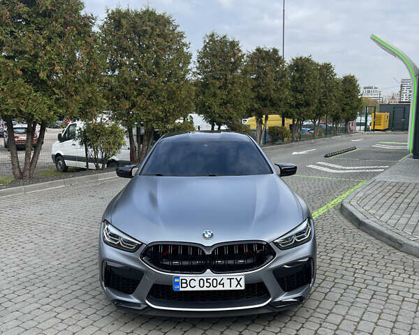 Серый БМВ M8 Gran Coupe, объемом двигателя 4.39 л и пробегом 76 тыс. км за 99500 $, фото 1 на Automoto.ua