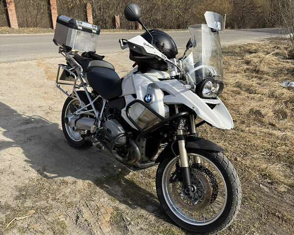 Белый БМВ R 1200GS, объемом двигателя 1.2 л и пробегом 55 тыс. км за 8400 $, фото 1 на Automoto.ua