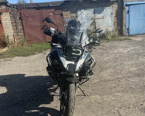 Білий БМВ R 1200GS, об'ємом двигуна 1.17 л та пробігом 30 тис. км за 16000 $, фото 1 на Automoto.ua