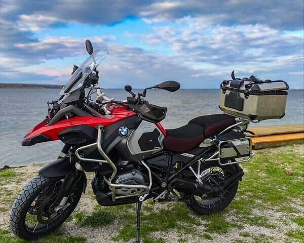Красный БМВ R 1200GS, объемом двигателя 1.2 л и пробегом 87 тыс. км за 12000 $, фото 1 на Automoto.ua