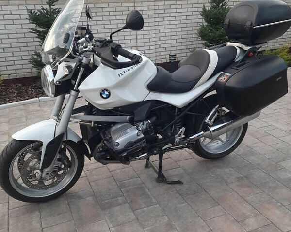 Білий БМВ R 1200R, об'ємом двигуна 1.2 л та пробігом 51 тис. км за 8000 $, фото 1 на Automoto.ua