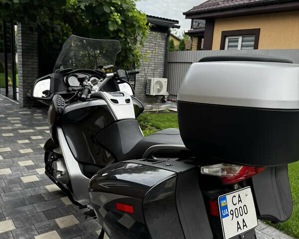 Черный БМВ R 1200RT, объемом двигателя 1 л и пробегом 32 тыс. км за 10500 $, фото 1 на Automoto.ua