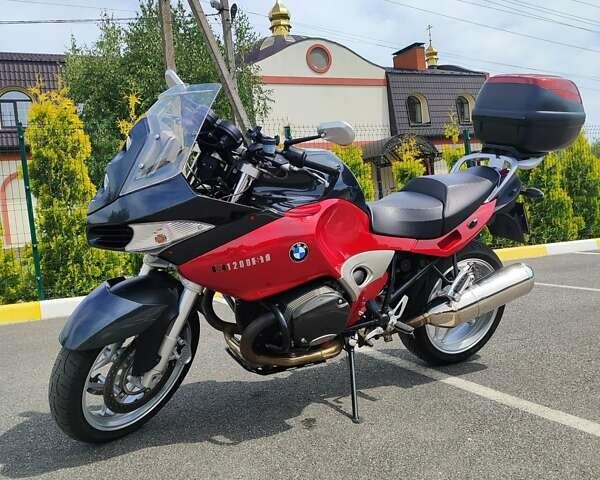 Черный БМВ R 1200ST, объемом двигателя 1.2 л и пробегом 52 тыс. км за 6350 $, фото 1 на Automoto.ua