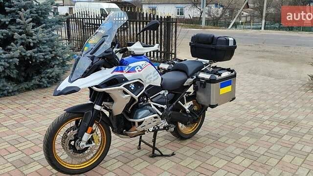 Білий БМВ R 1250GS, об'ємом двигуна 1.25 л та пробігом 39 тис. км за 17200 $, фото 1 на Automoto.ua