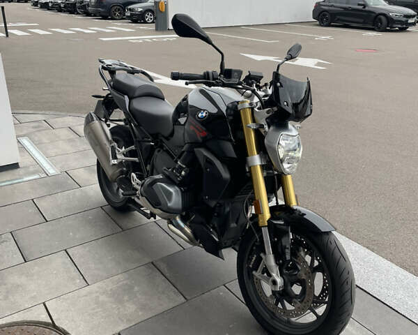 Черный БМВ R 1250R, объемом двигателя 1.25 л и пробегом 16 тыс. км за 17800 $, фото 1 на Automoto.ua