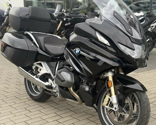 Черный БМВ R 1250RT, объемом двигателя 1.25 л и пробегом 17 тыс. км за 21500 $, фото 1 на Automoto.ua