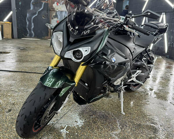 Чорний БМВ S 1000R, об'ємом двигуна 1 л та пробігом 23 тис. км за 12600 $, фото 1 на Automoto.ua