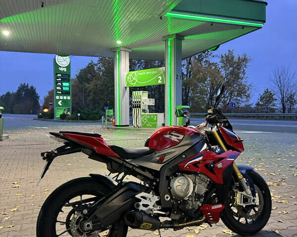Червоний БМВ S 1000R, об'ємом двигуна 1 л та пробігом 12 тис. км за 14000 $, фото 1 на Automoto.ua