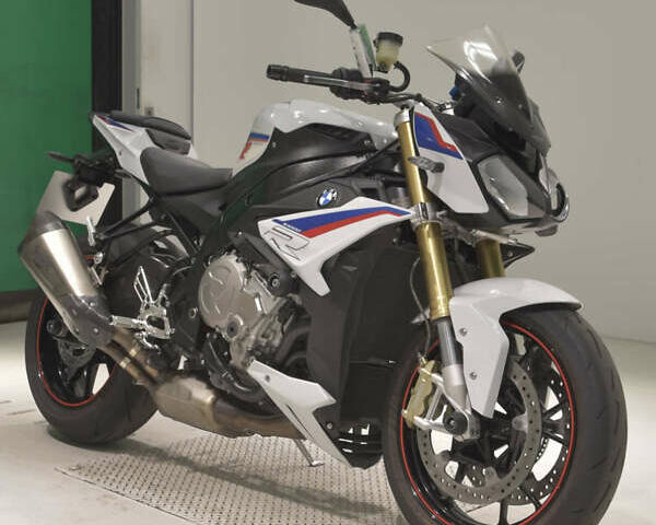 БМВ S 1000R, об'ємом двигуна 1 л та пробігом 17 тис. км за 12200 $, фото 1 на Automoto.ua