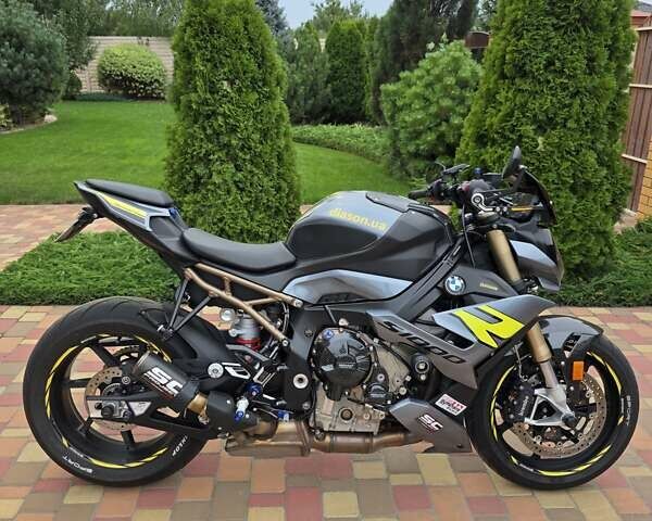 Серый БМВ S 1000R, объемом двигателя 1 л и пробегом 15 тыс. км за 24000 $, фото 1 на Automoto.ua