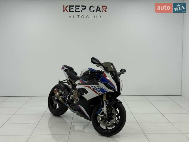 Белый БМВ S 1000RR, объемом двигателя 1 л и пробегом 15 тыс. км за 24500 $, фото 1 на Automoto.ua