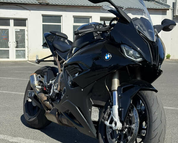 Чорний БМВ S 1000RR, об'ємом двигуна 1 л та пробігом 22 тис. км за 21000 $, фото 1 на Automoto.ua