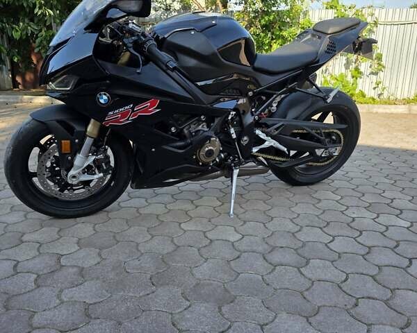 Чорний БМВ S 1000RR, об'ємом двигуна 1 л та пробігом 550 тис. км за 23000 $, фото 1 на Automoto.ua