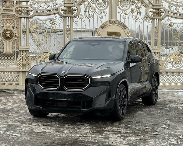 Серый БМВ XM, объемом двигателя 4.39 л и пробегом 27 тыс. км за 200000 $, фото 1 на Automoto.ua