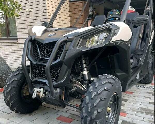 Білий БРП Маверік, об'ємом двигуна 0.8 л та пробігом 1 тис. км за 9999 $, фото 1 на Automoto.ua