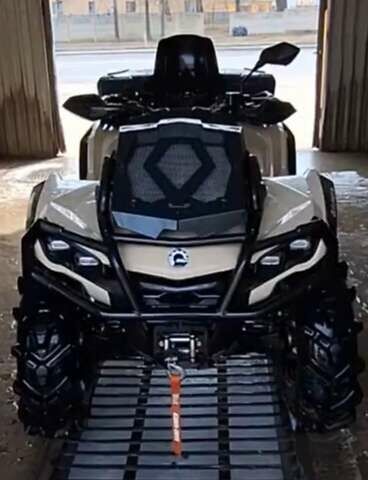 Бежевый БРП Аутлендер, объемом двигателя 0 л и пробегом 4 тыс. км за 19300 $, фото 1 на Automoto.ua