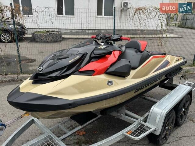 Бежевый БРП РКСП-КС, объемом двигателя 1.6 л и пробегом 20 тыс. км за 32528 $, фото 1 на Automoto.ua