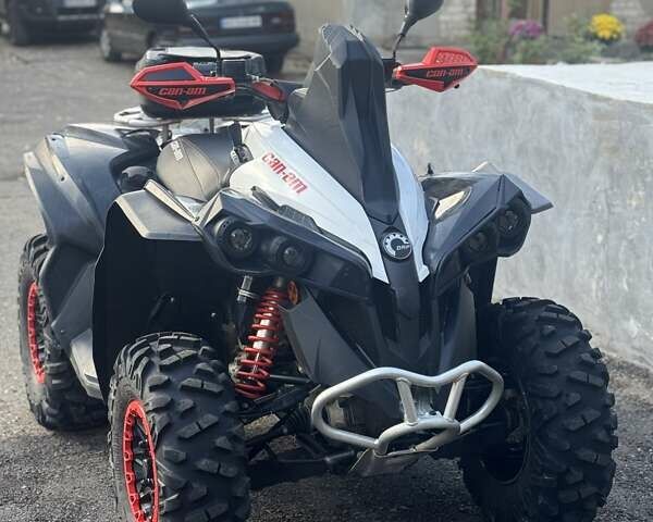 Белый БРП Ренегаде, объемом двигателя 0 л и пробегом 3 тыс. км за 11000 $, фото 1 на Automoto.ua