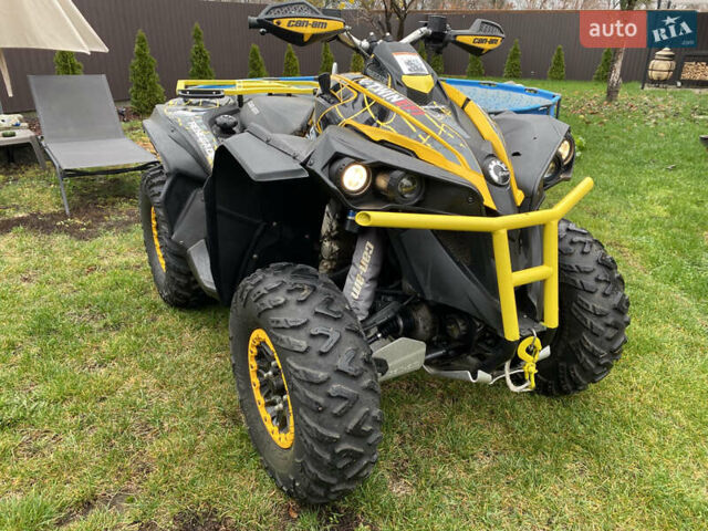 Желтый БРП Ренегаде, объемом двигателя 1 л и пробегом 9 тыс. км за 7400 $, фото 1 на Automoto.ua