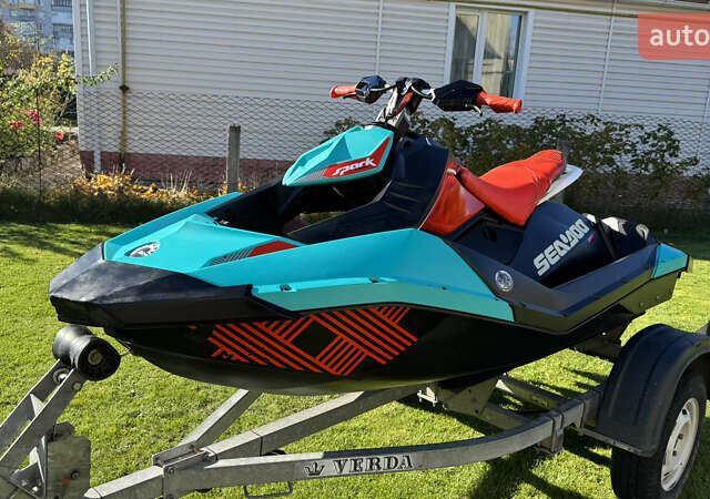 БРП Спарк, объемом двигателя 0 л и пробегом 112 тыс. км за 8300 $, фото 1 на Automoto.ua