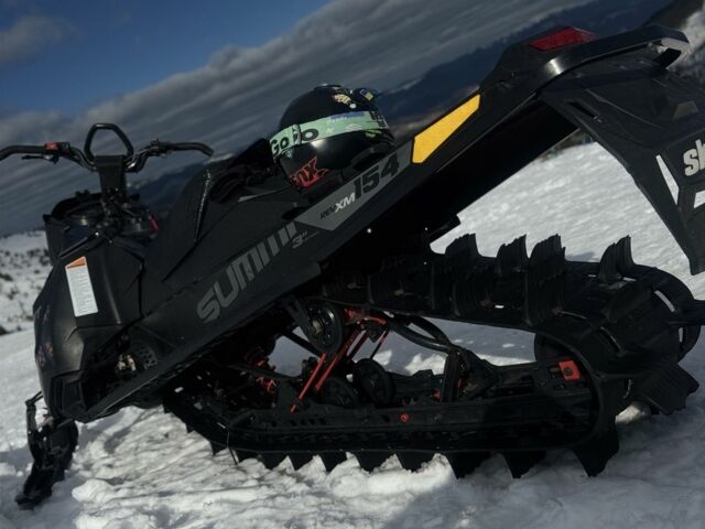 БРП Суммит, объемом двигателя 0.8 л и пробегом 0 тыс. км за 9999 $, фото 1 на Automoto.ua