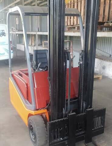 БТ Тойота CBE, об'ємом двигуна 0 л та пробігом 0 тис. км за 4750 $, фото 1 на Automoto.ua