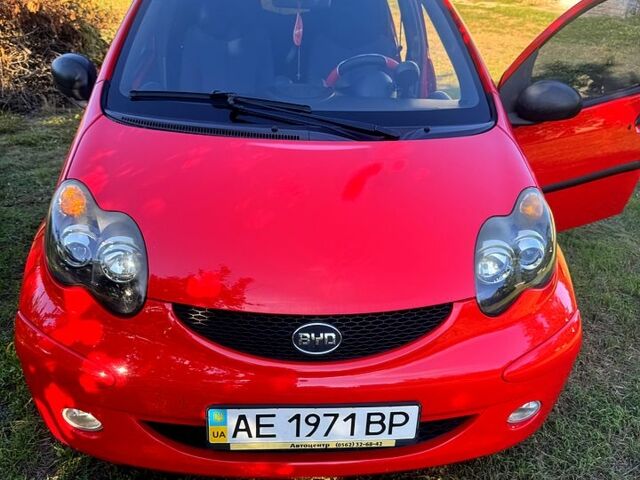 Красный БИД Ф0, объемом двигателя 1 л и пробегом 66 тыс. км за 4800 $, фото 1 на Automoto.ua