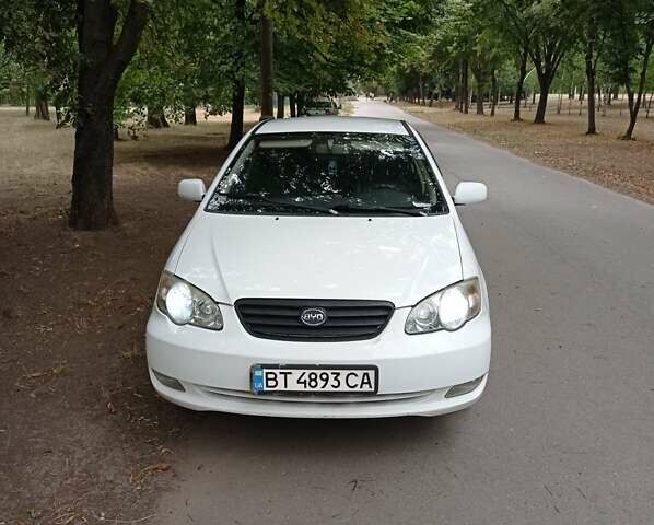 Белый БИД Ф3, объемом двигателя 1.49 л и пробегом 210 тыс. км за 3100 $, фото 1 на Automoto.ua